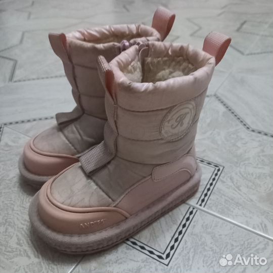 Детские сапожки