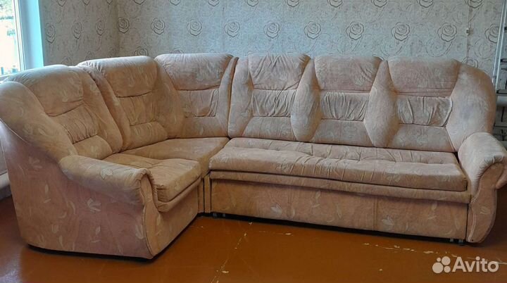 Угловой диван