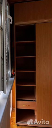 Шкаф