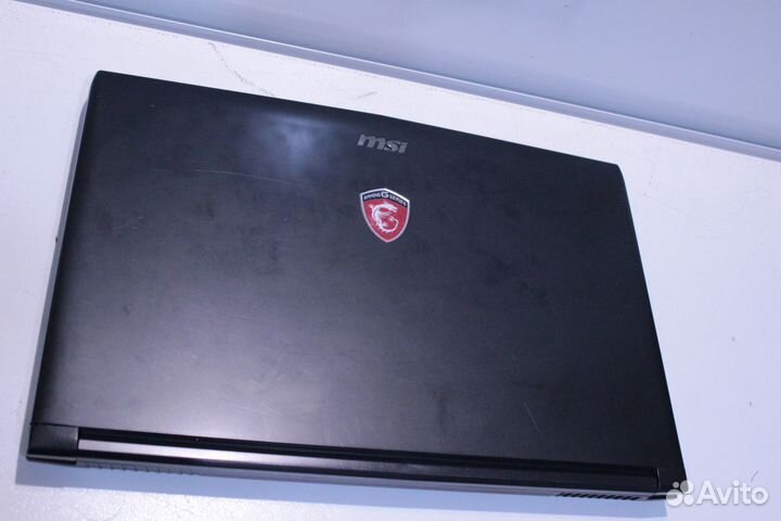 Игровой Ноутбук msi ms 16J6/ i7/ DDR4 16Gb/Full HD