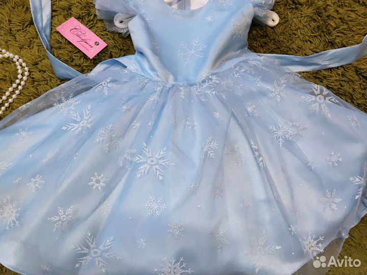 Поатье Снежинка,подъюбник,бусы