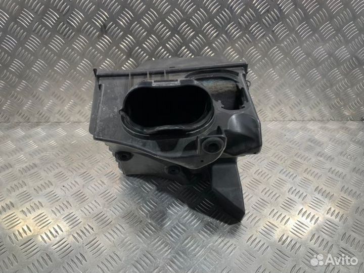 Корпус фильтра Cadillac Srx 2 3.6 LFX