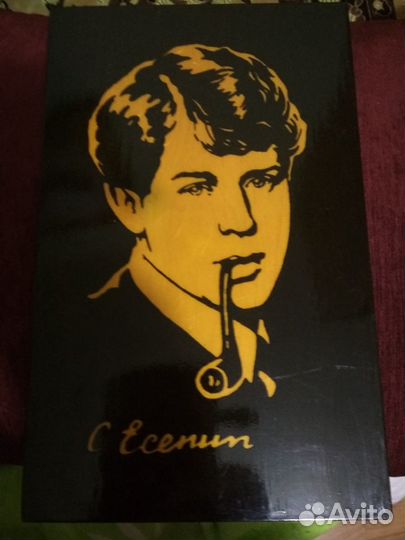 Портрет Есенин