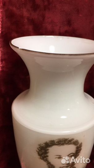 Вазы Пушкин и Ломоносов