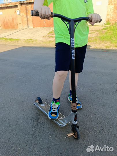 Трюковой самокат explore