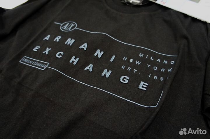 Футболка мужская Armani Exchange чёрная белая