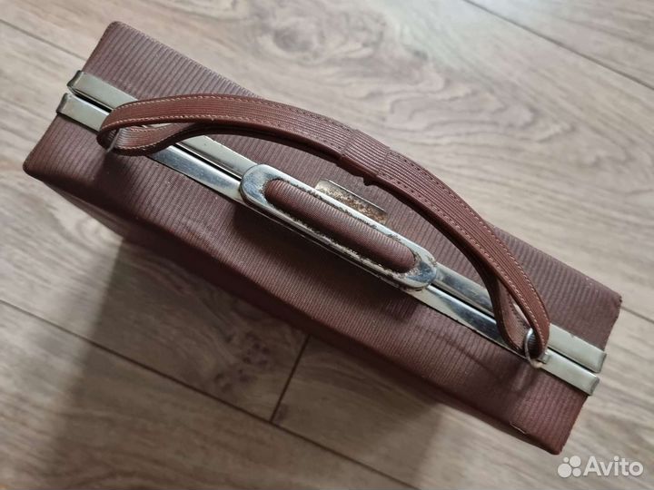 Чемоданчик