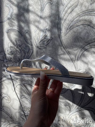 Шлёпки женские