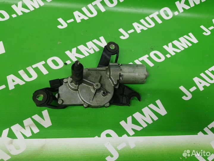 Моторчик стеклоочистителя Mitsubishi Colt