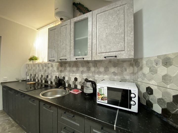 2-к. квартира, 73 м², 1/2 эт.