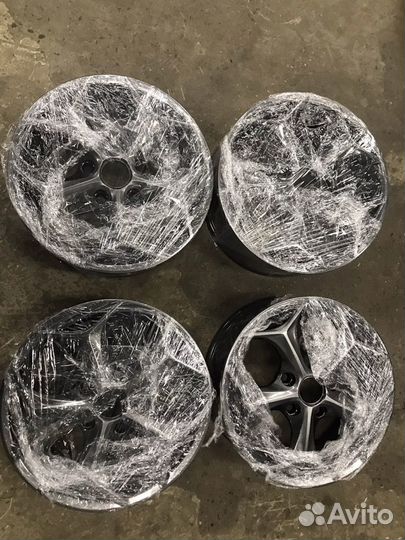Продам литые диски