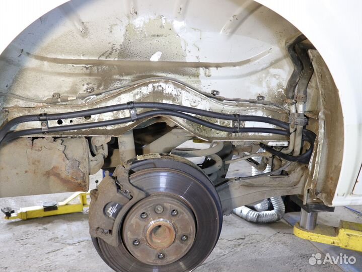 VW Т5 шланги от капота до заднего кондиционера