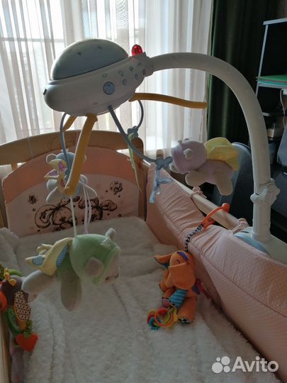 Мобиль на кроватку fisher price
