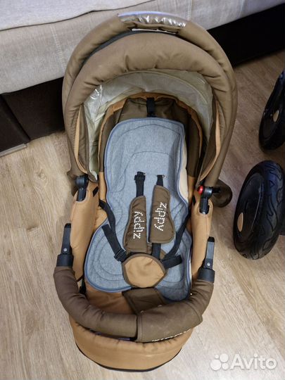 Коляска zippy 2 в 1