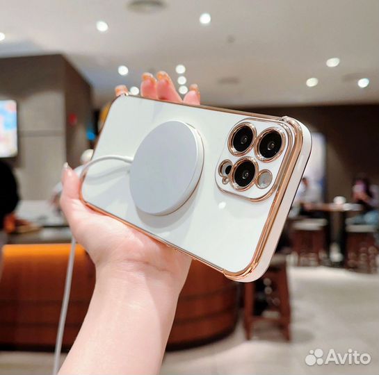 Чехол на Айфон 14 Pro с MagSafe