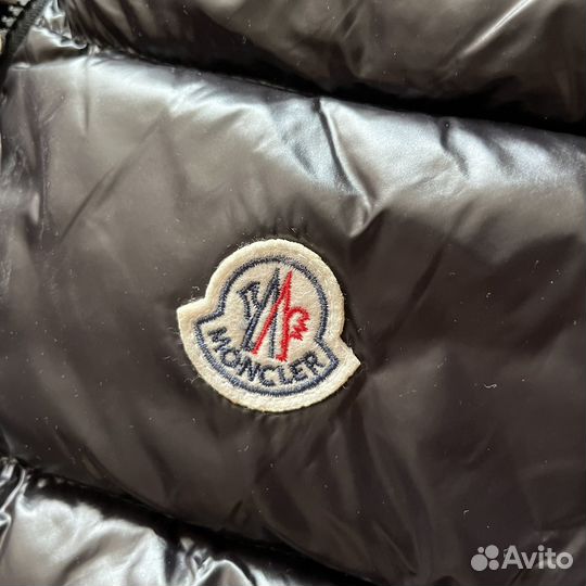 Жилетка moncler с NFC