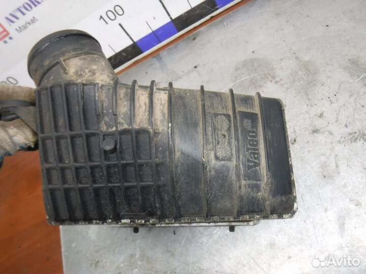 Интеркулер Volkswagen Golf 4 AHF 1999