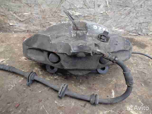 Суппорт передний левый BMW 5-Series F10