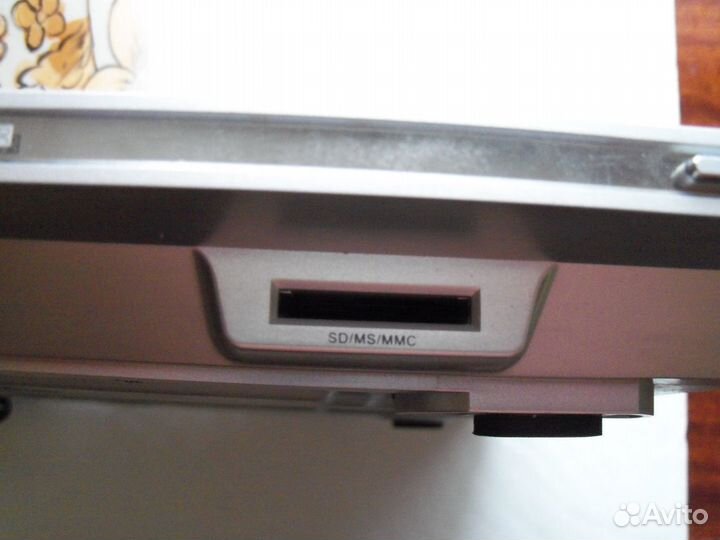 DVD-плеер BBK DV313S + универсальный пульт TV-DVD