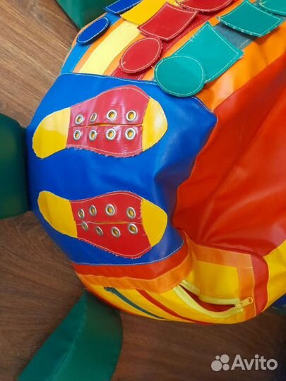 Детский пуфик-бизиборд