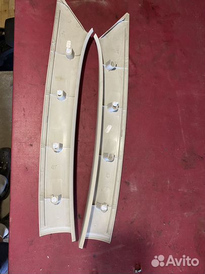 Обшивки передних стоек Skoda Octavia a5