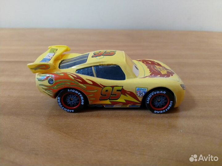 Тачки Cars Yellow Lightning McQueen