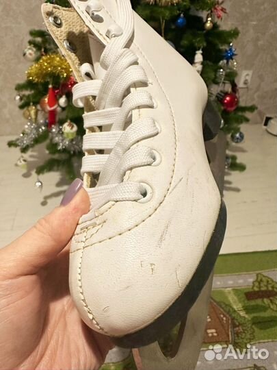 Коньки фигурные детские 32