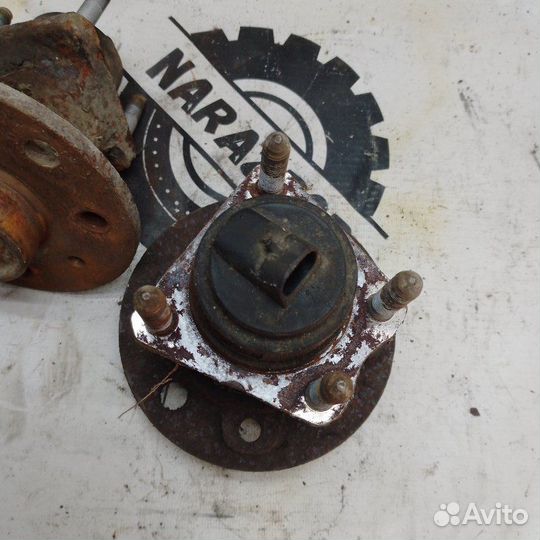 Ступица задняя Opel Astra G X16XEL 1998