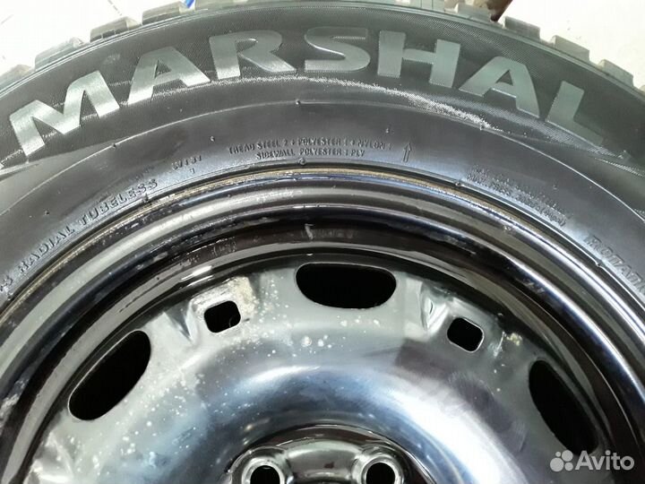 Marshal WinterCraft Ice WI31 175/70 R14 84T