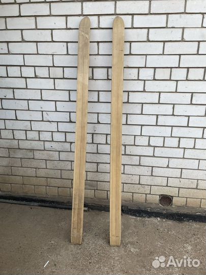 Лесные лыжи