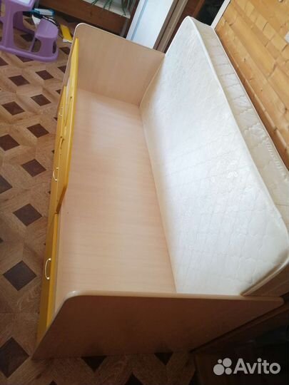 Детская кровать от 3 лет с матрасом бу