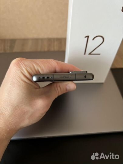 Xiaomi 12, 8/256 ГБ