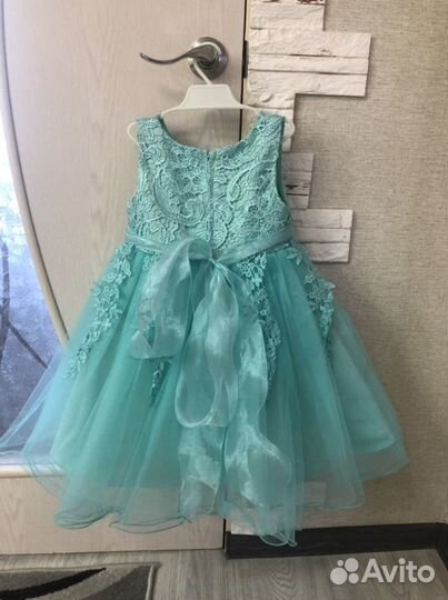 Нарядное платье для девочки 3 года