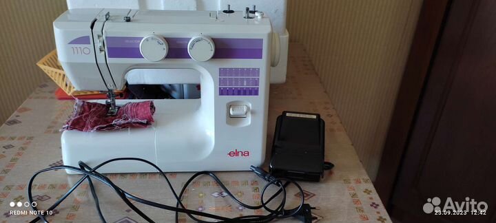 Швейная машина elna