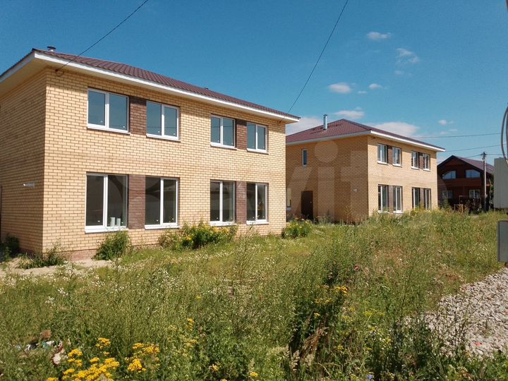 Таунхаус 95 м² на участке 2,5 сот.