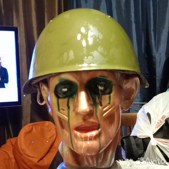 Пинхэд, восставший из ада, зомби