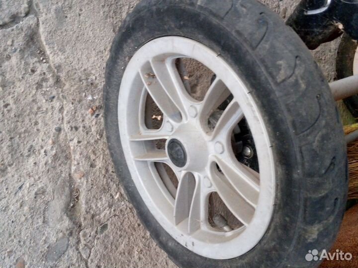 Прогулочная коляска бу