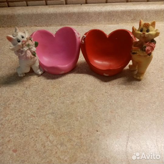 Подставка для телефона, статуэтки