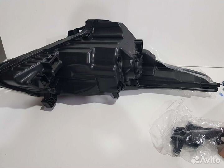 Фара левая Kia Rio 4 рест новая аналог