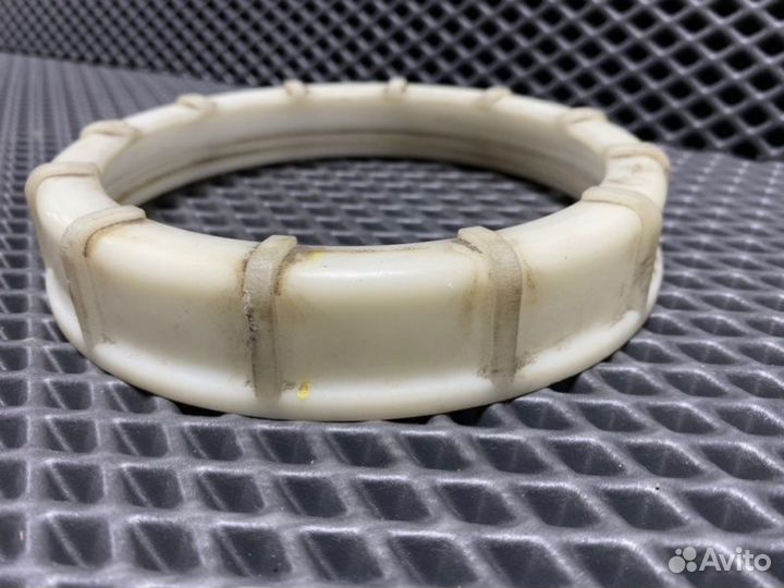 Гайка (крепление) топливного насоса Honda Civic