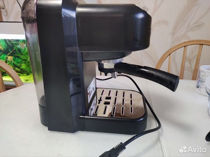 Кофеварка рожковая delonghi ec 250b