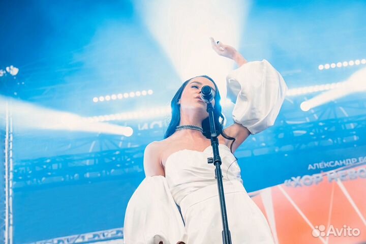 Скрипачка, вокалистка, скрипка вокал