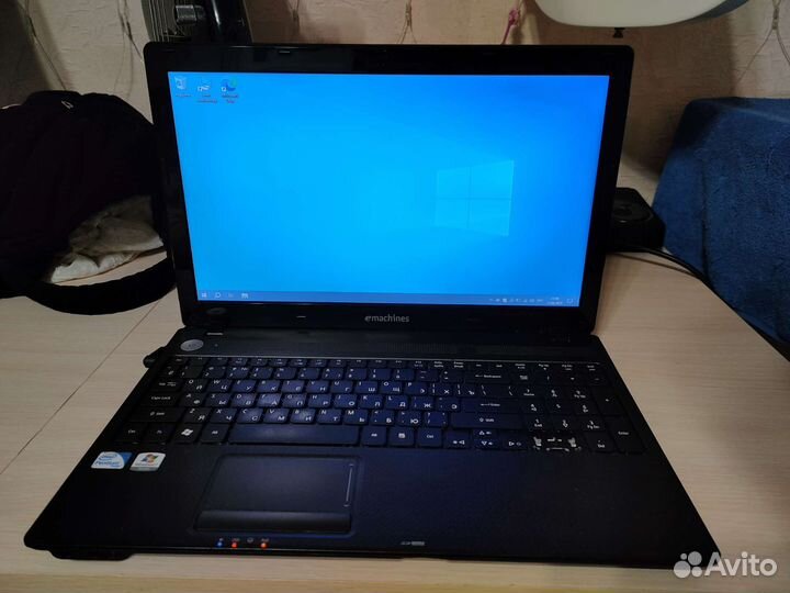 Ноутбук emachines e732zg