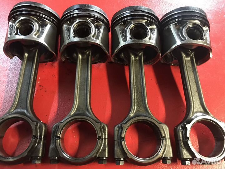 Поршень с шатуном Opel Corsa D z13dth