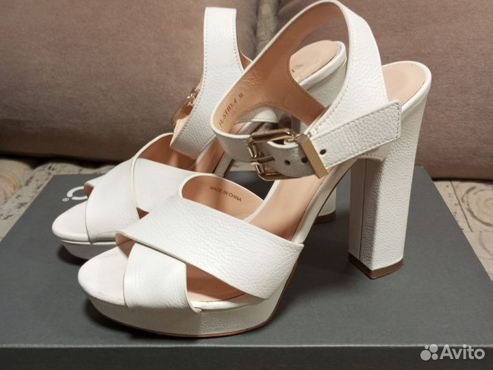 Босоножки р. 36