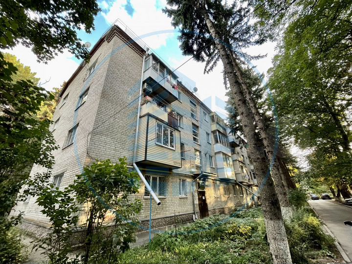 2-к. квартира, 43,9 м², 2/4 эт.