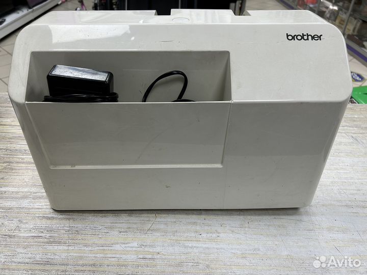 Швейная машина Brother NX 600