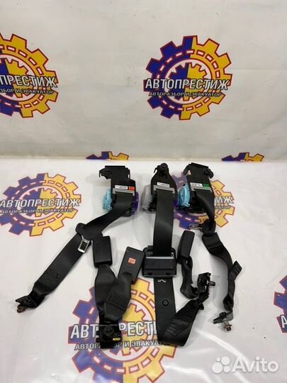 Ремень безопасности задний Hyundai Solaris 2 1.4