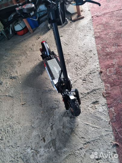 Самокат взрослый электрический бу
