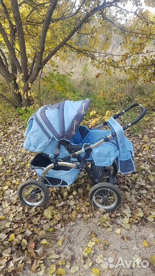 Коляска много в одном